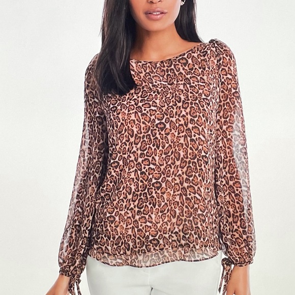 White House Black Market Tops - NWT WHBM Leopard Reversible Blouse Size 0